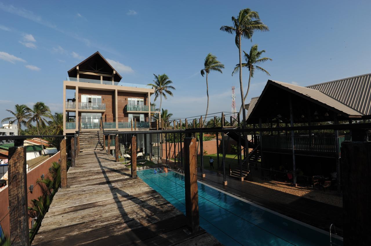 Saprin Beach Resort Усветакейява Екстер'єр фото